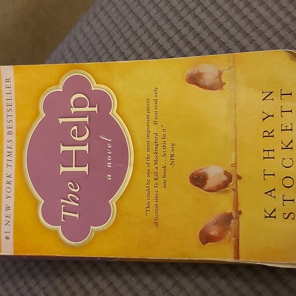 The Help fiction novel - Picture 1 of 2